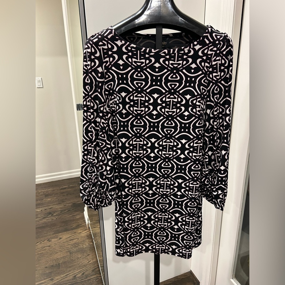 Laundry By Shelli Segal Jersey Long Sleeve Mini Shift Black Dress - Size 4